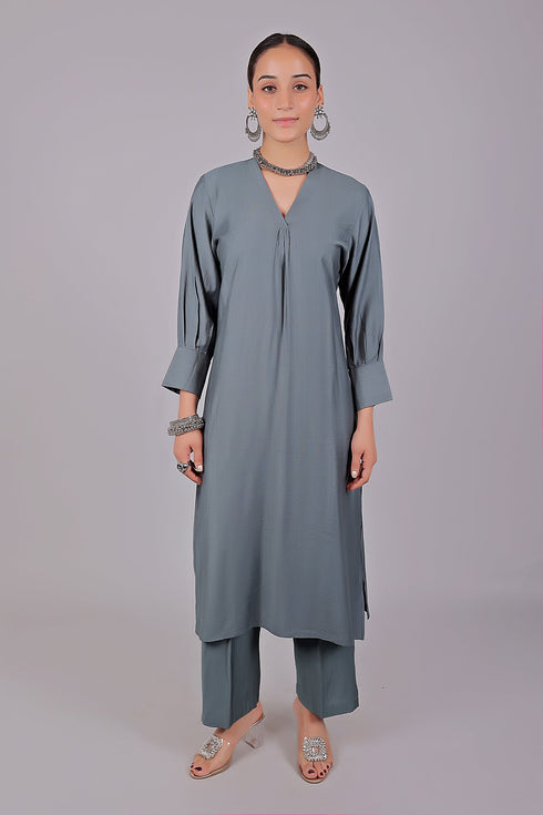Veshbhoshaa Bluesaanchi Women'S Grey Kurti With Trouser Pajama Set